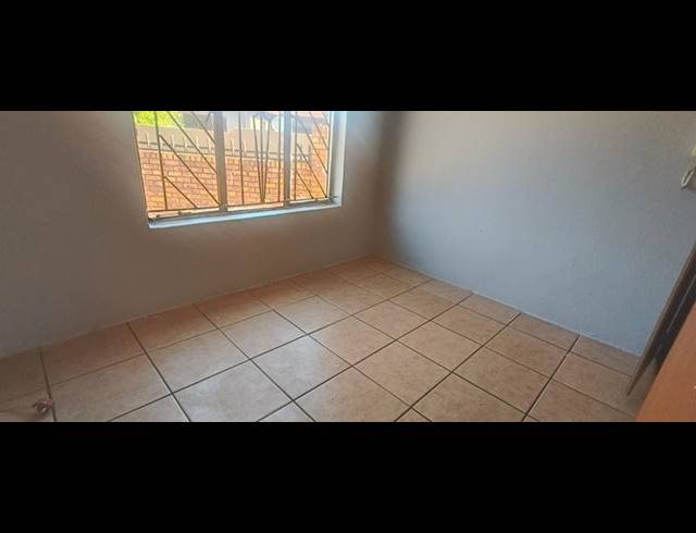 3 BEDROOM HOUSE FOR SALE IN DANVILLE